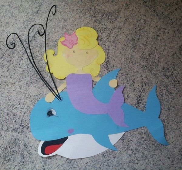 la sirène sur la baleine